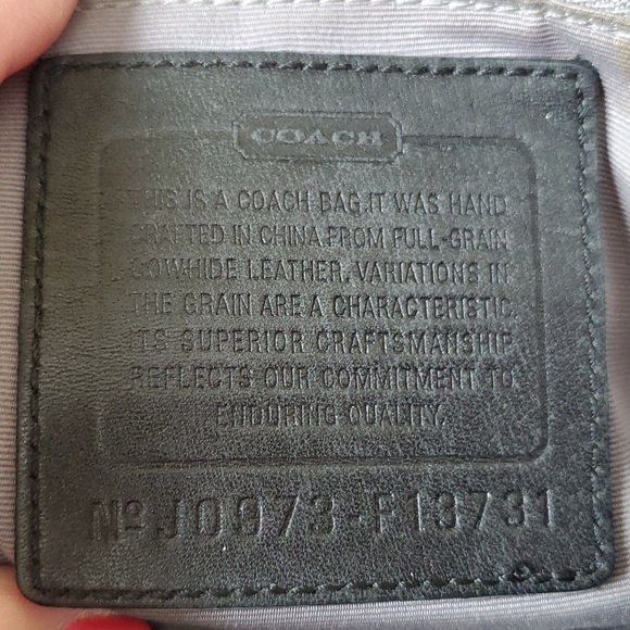 Coach hobo black leather purse - Picture 4 of 6